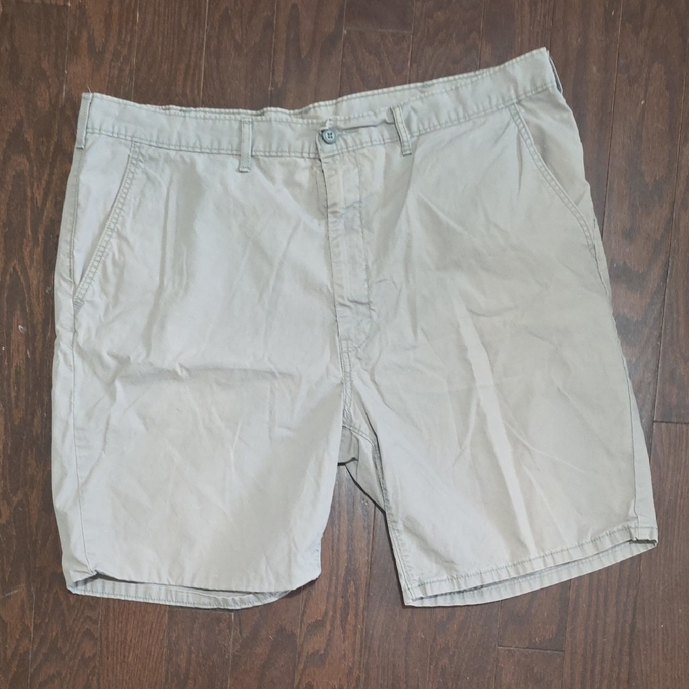 Levi's Men's Flat Front Shorts